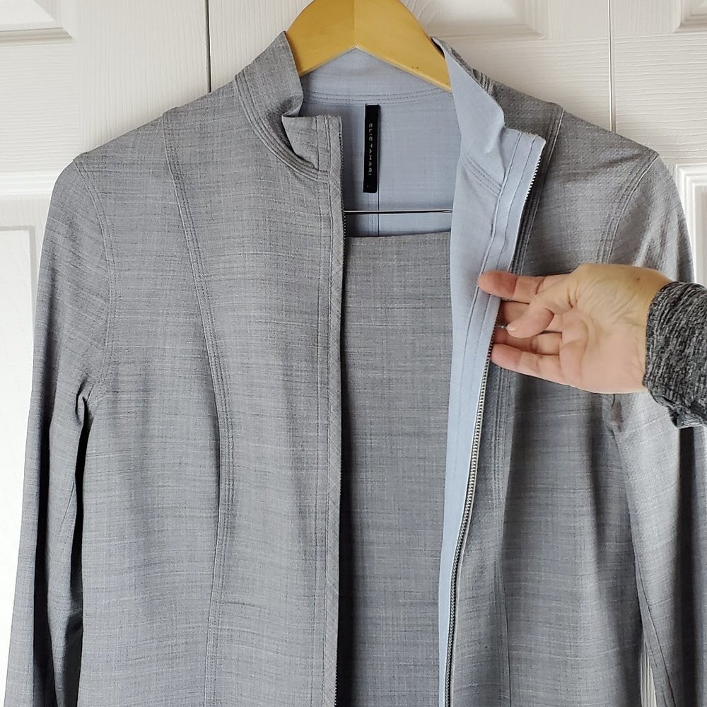 Elie Tahari Wool Jacket and Skirt Set - Size 8 - Grey and Blue